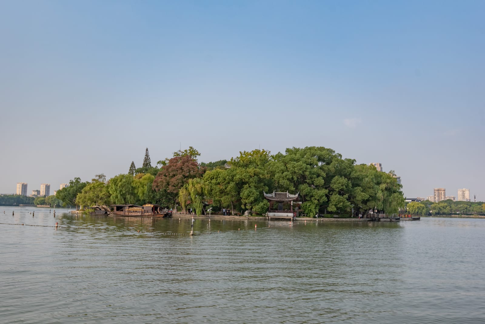 嘉兴南湖湖岛景观